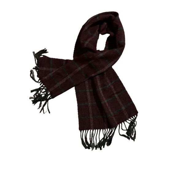 Beautiful plaid scarf with fringe
Great condition - Picture 2 of 2